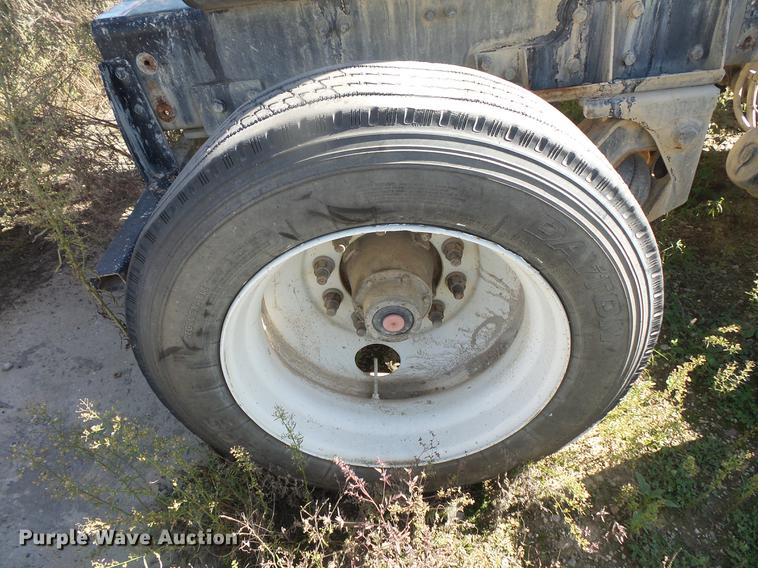 image for item DB8073 2005 Sterling L8500 ready mix truck chassis