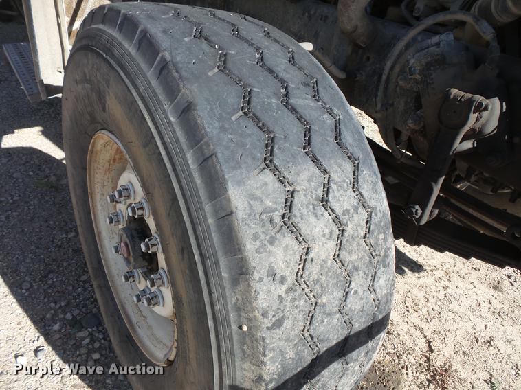 image for item DB8073 2005 Sterling L8500 ready mix truck chassis