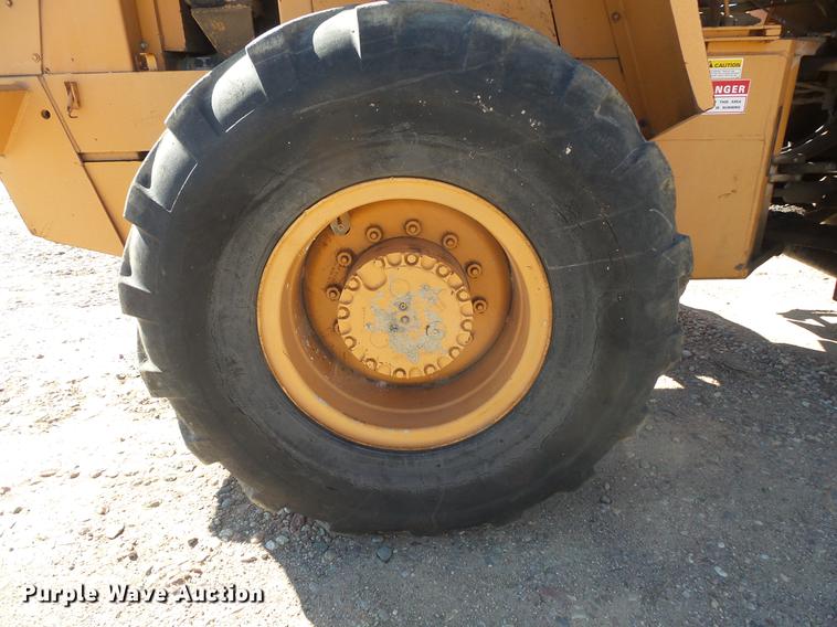 image for item DB8088 1978 Case W24C wheel loader