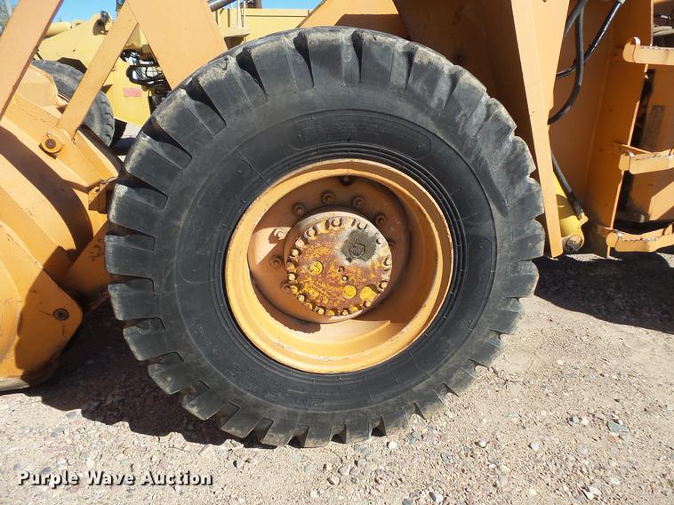 image for item DB8088 1978 Case W24C wheel loader