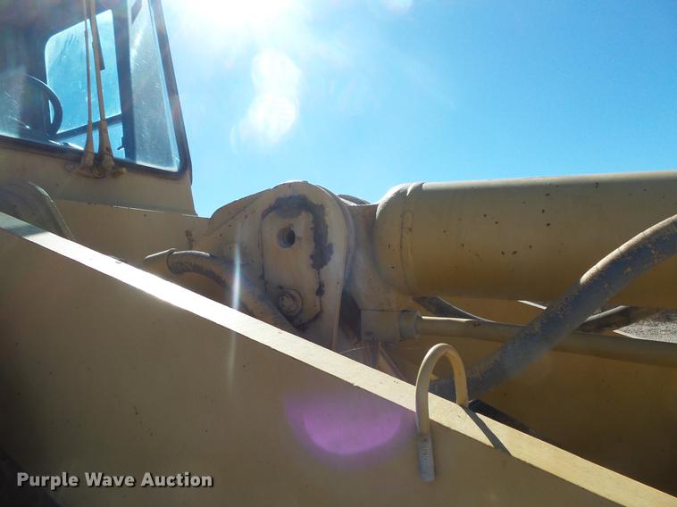 image for item DB8089 1983 Caterpillar 950B wheel loader