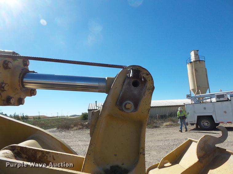 image for item DB8089 1983 Caterpillar 950B wheel loader