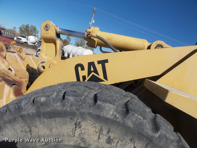image for item DB8089 1983 Caterpillar 950B wheel loader