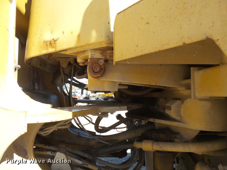 image for item DB8089 1983 Caterpillar 950B wheel loader