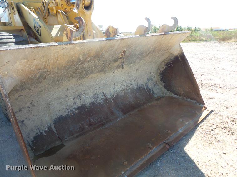 image for item DB8089 1983 Caterpillar 950B wheel loader