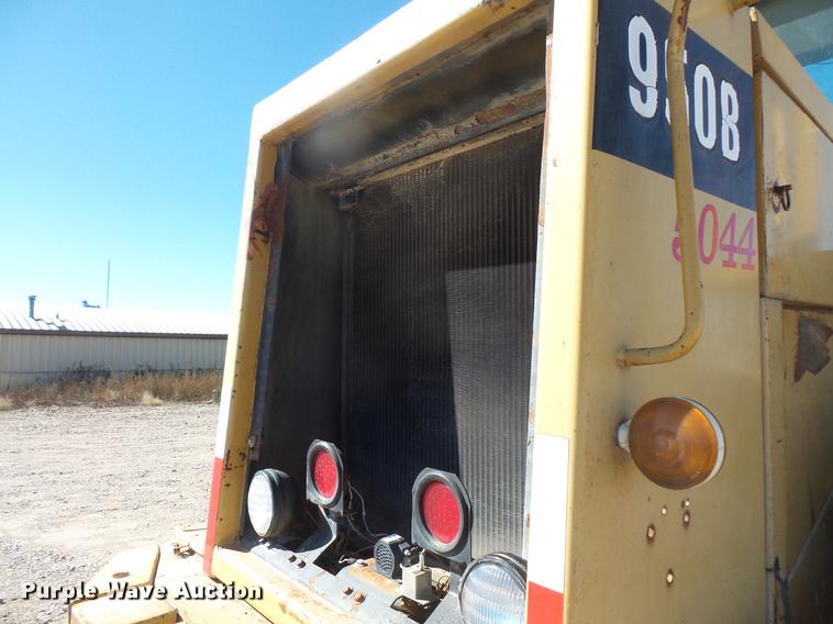 image for item DB8089 1983 Caterpillar 950B wheel loader