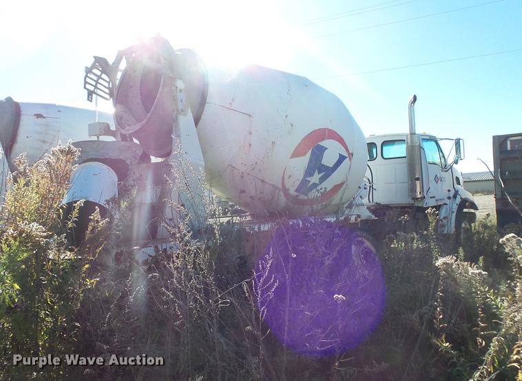 image for item DB8095 2007 Sterling L8500 ready mix truck