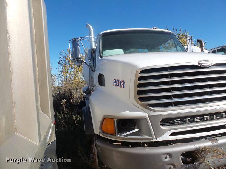 image for item DB8095 2007 Sterling L8500 ready mix truck