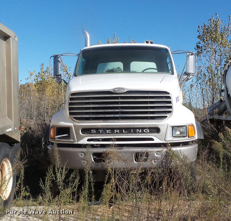 image for item DB8095 2007 Sterling L8500 ready mix truck