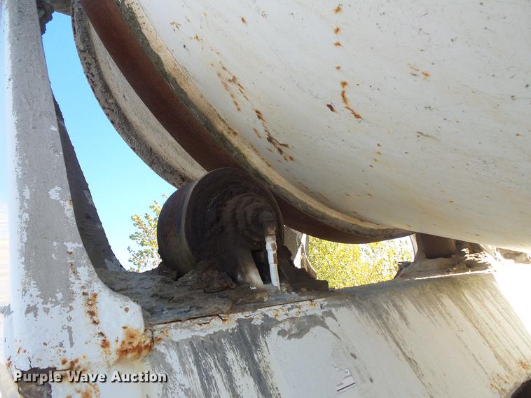 image for item DB8095 2007 Sterling L8500 ready mix truck