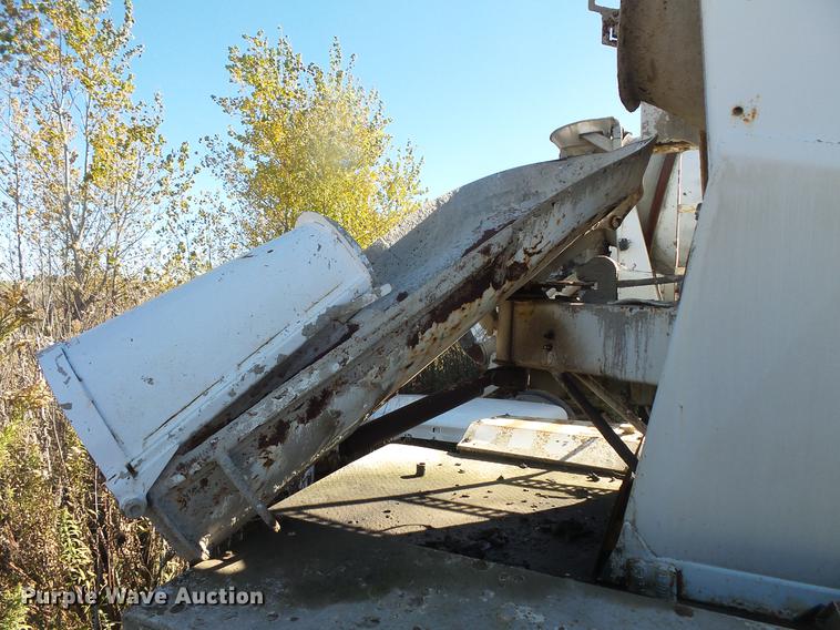 image for item DB8095 2007 Sterling L8500 ready mix truck