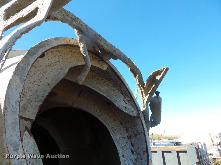 image for item DB8095 2007 Sterling L8500 ready mix truck