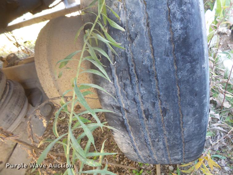 image for item DB8095 2007 Sterling L8500 ready mix truck