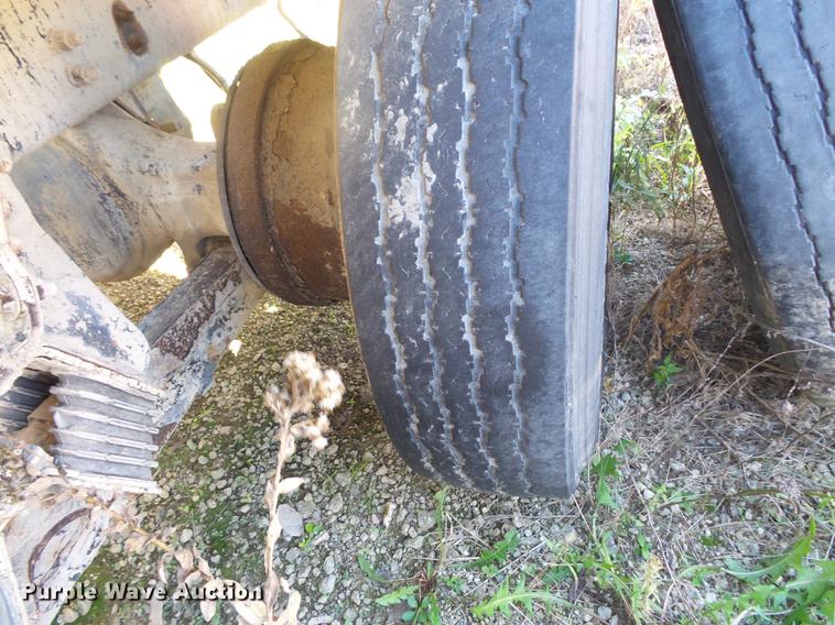 image for item DB8095 2007 Sterling L8500 ready mix truck