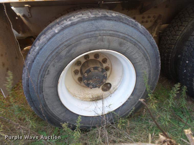 image for item DB8097 2007 Sterling L8500 ready mix truck