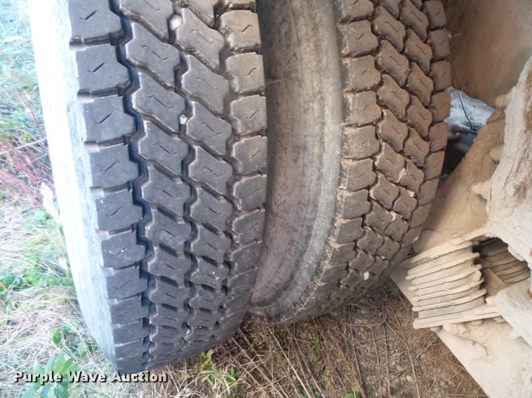 image for item DB8097 2007 Sterling L8500 ready mix truck