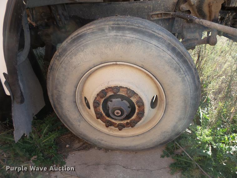 image for item DB8097 2007 Sterling L8500 ready mix truck