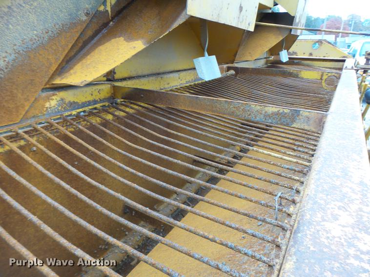 image for item DB9943 Etnyre chip spreader