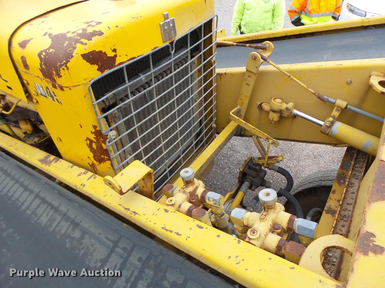 image for item DB9943 Etnyre chip spreader