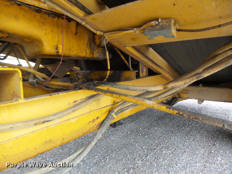 image for item DB9943 Etnyre chip spreader