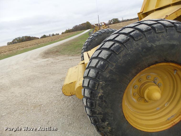 image for item DB9947 2013 Ashland I-130XL2 pan scraper