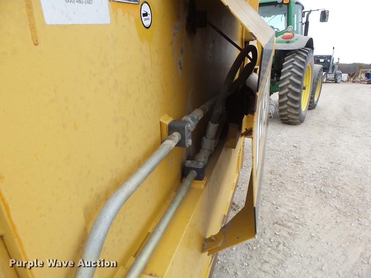 image for item DB9947 2013 Ashland I-130XL2 pan scraper