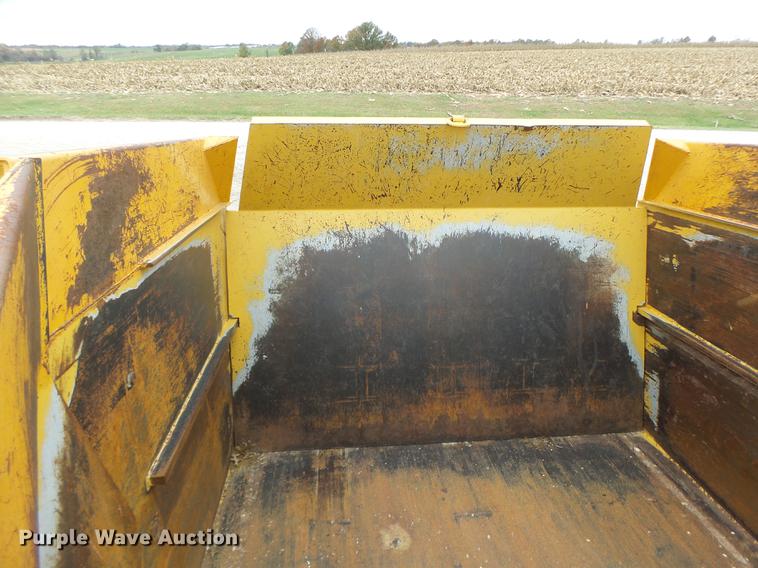 image for item DB9947 2013 Ashland I-130XL2 pan scraper