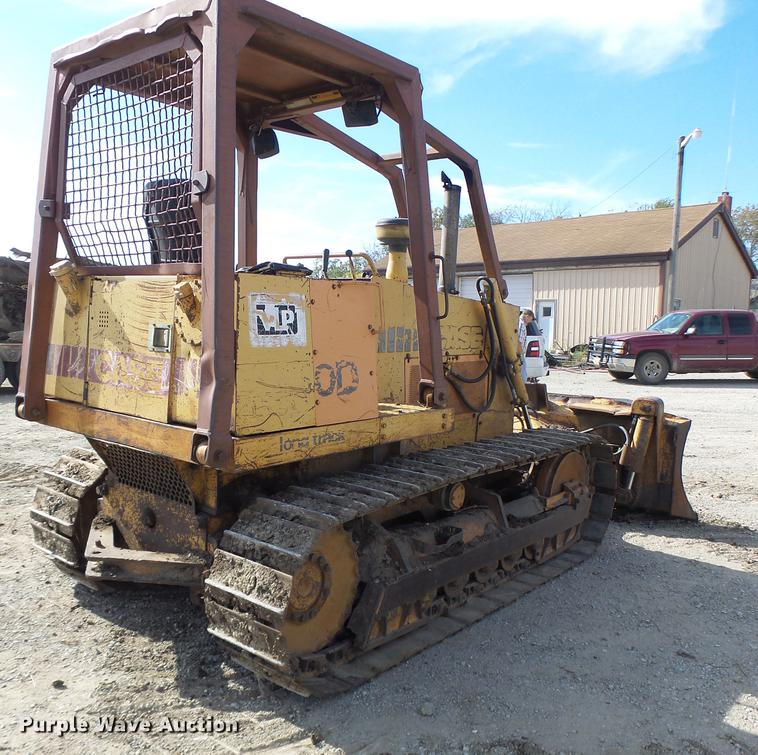 image for item DB9962 1991 Case 850D Long Track dozer