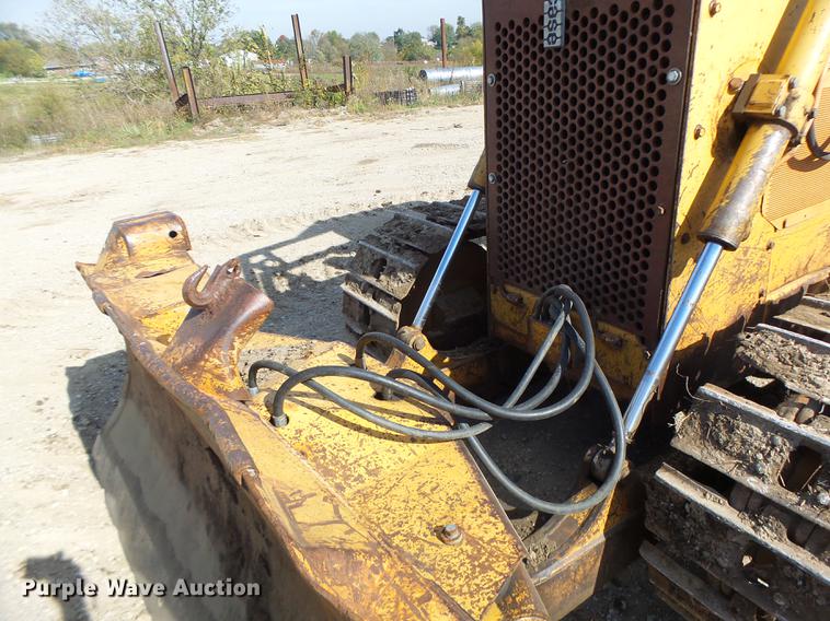 image for item DB9962 1991 Case 850D Long Track dozer