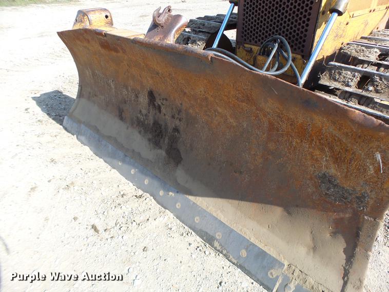 image for item DB9962 1991 Case 850D Long Track dozer