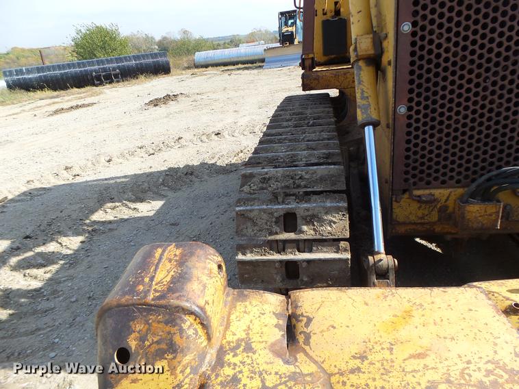 image for item DB9962 1991 Case 850D Long Track dozer