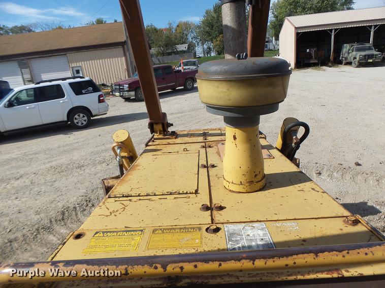 image for item DB9962 1991 Case 850D Long Track dozer