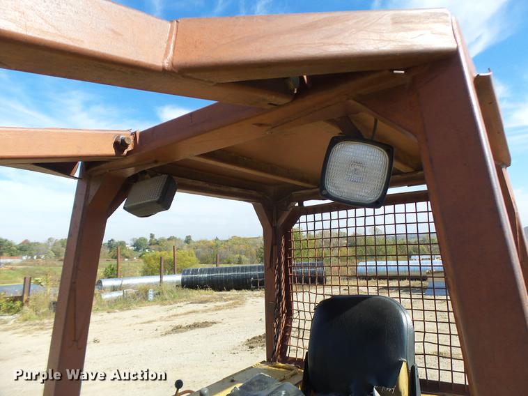 image for item DB9962 1991 Case 850D Long Track dozer