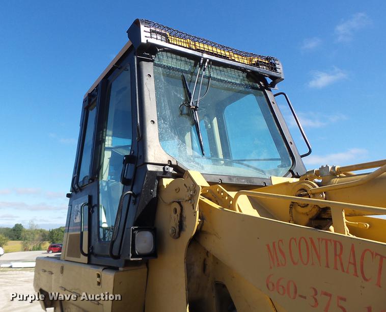 image for item DB9979 2002 Caterpillar 963C track loader
