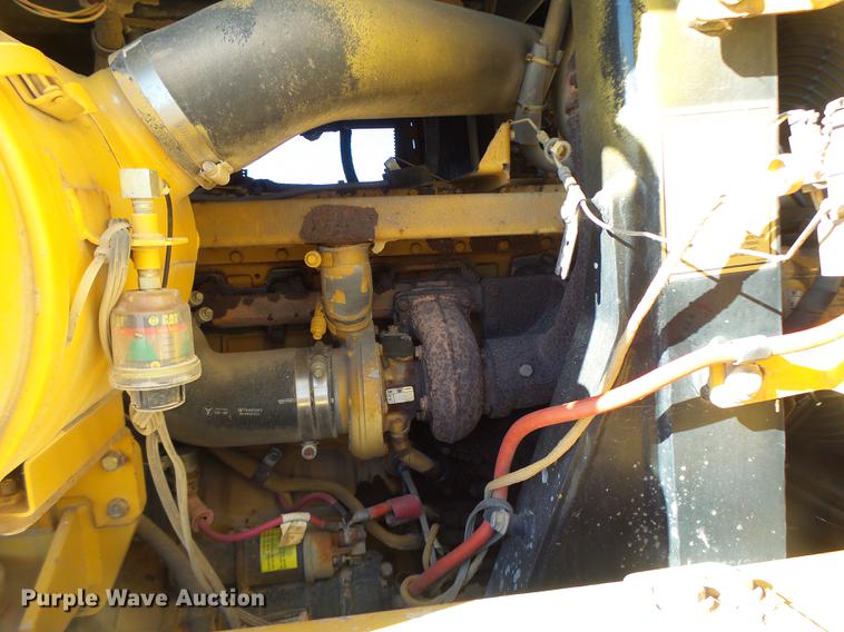 image for item DB9979 2002 Caterpillar 963C track loader