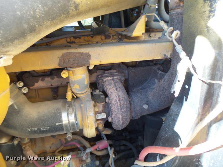 image for item DB9979 2002 Caterpillar 963C track loader