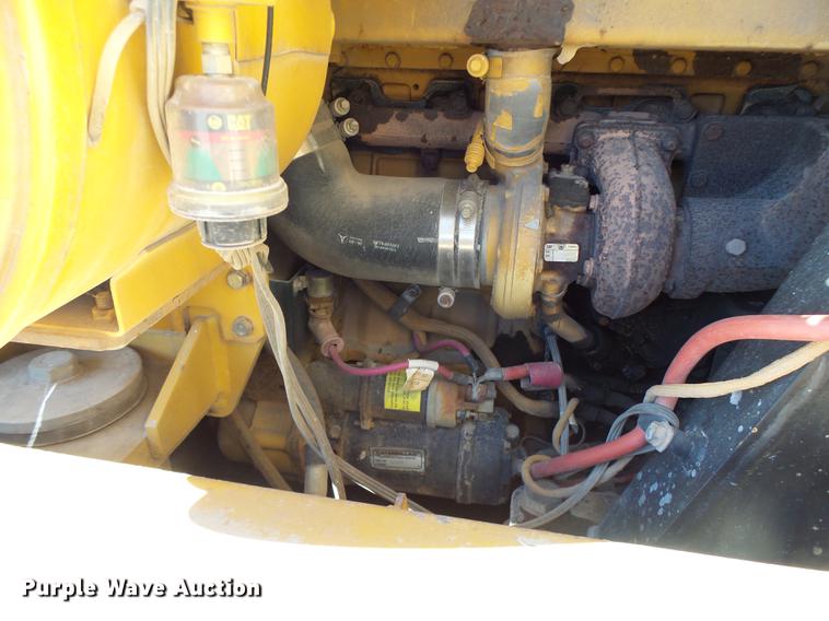 image for item DB9979 2002 Caterpillar 963C track loader