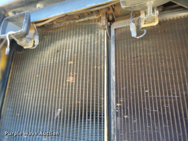 image for item DB9979 2002 Caterpillar 963C track loader