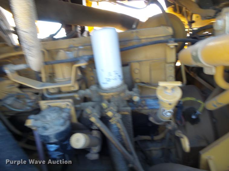 image for item DB9979 2002 Caterpillar 963C track loader