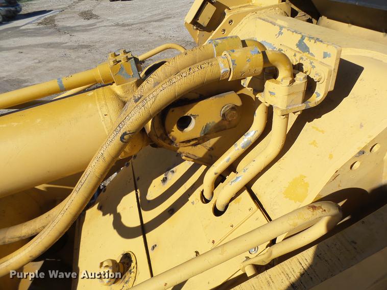 image for item DB9979 2002 Caterpillar 963C track loader