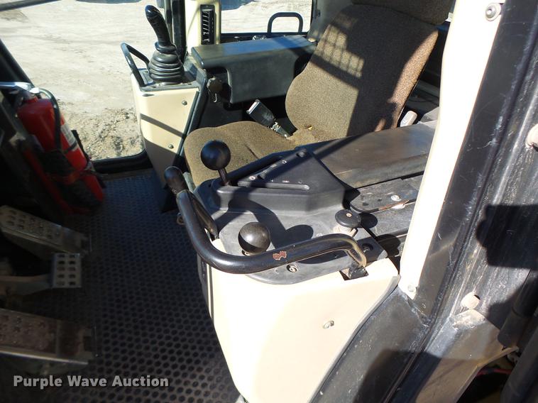 image for item DB9979 2002 Caterpillar 963C track loader