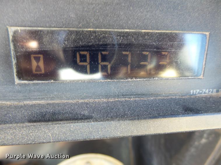 image for item DB9979 2002 Caterpillar 963C track loader