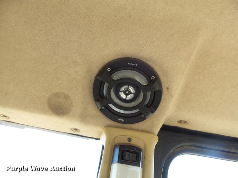 image for item DB9979 2002 Caterpillar 963C track loader