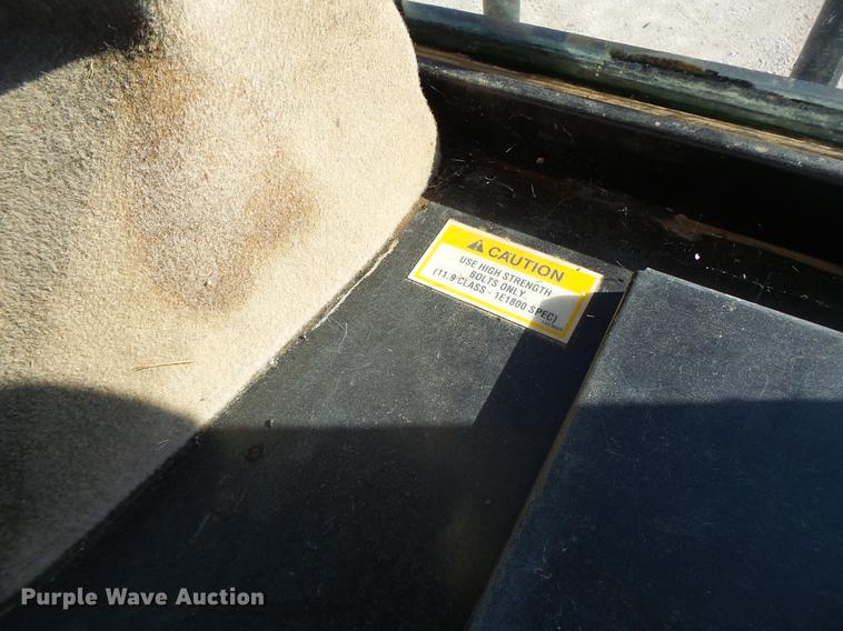 image for item DB9979 2002 Caterpillar 963C track loader