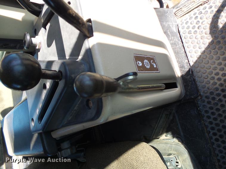 image for item DB9979 2002 Caterpillar 963C track loader