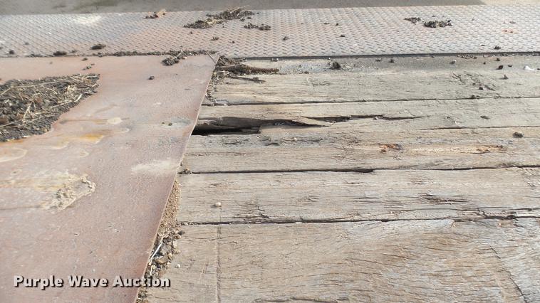 image for item DC1856 2000 Trailboss drop deck equipment trailer