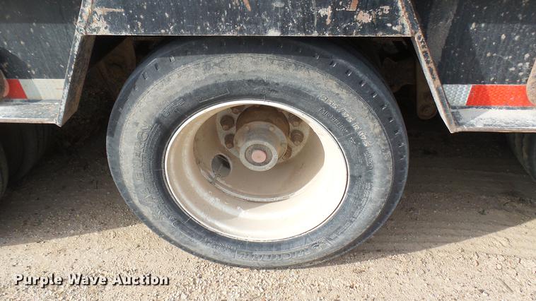 image for item DC1856 2000 Trailboss drop deck equipment trailer