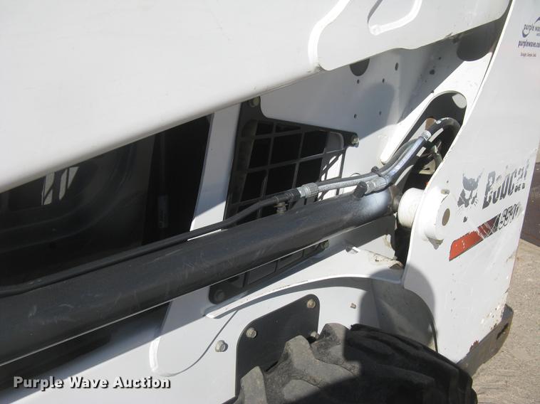 image for item DC2461 2014 Bobcat S510 skid steer