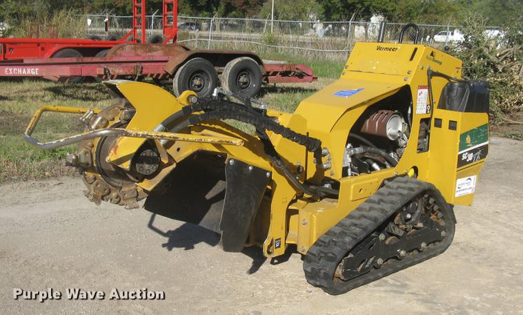 image for item DC2462 2014 Vermeer SC30TX stump grinder