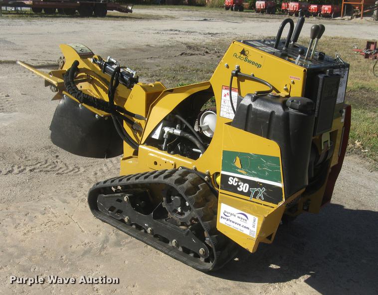 image for item DC2462 2014 Vermeer SC30TX stump grinder